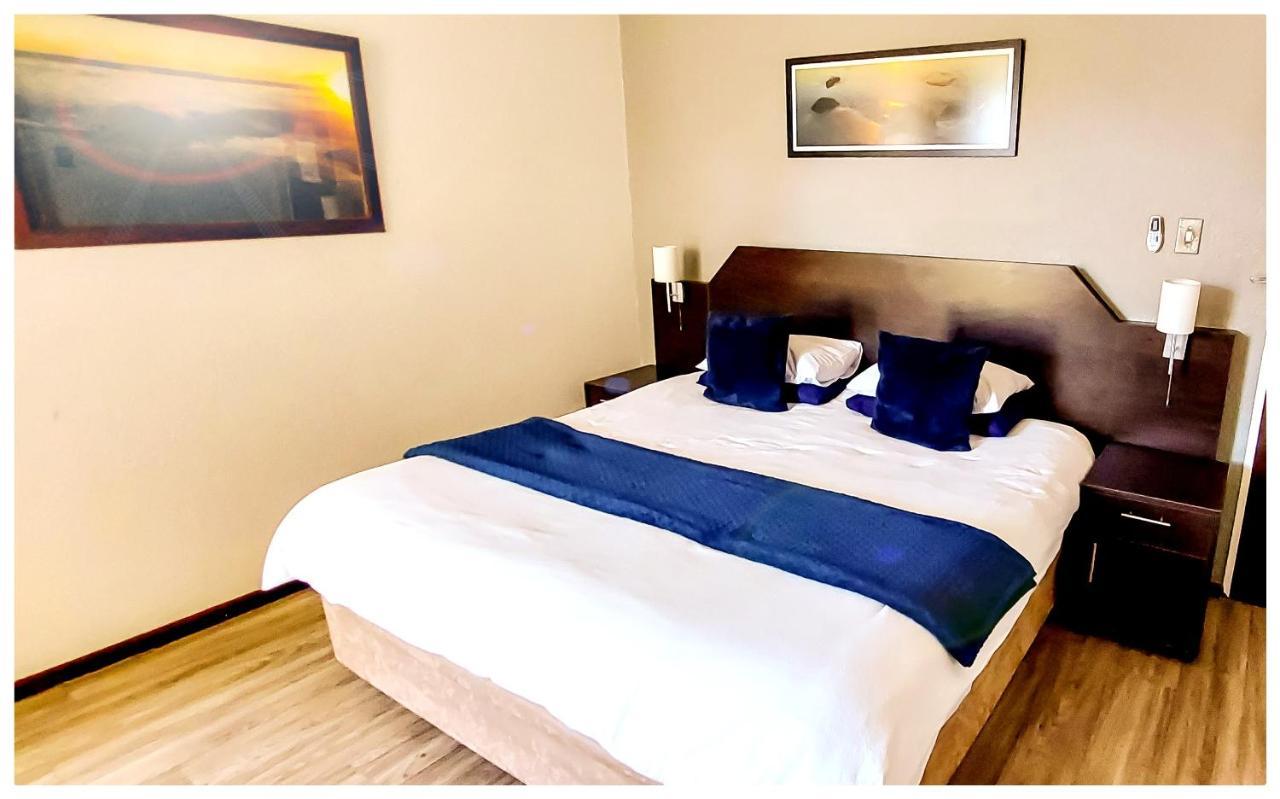 קייפטאון Beachwood Inn Melkbosstrand מראה חיצוני תמונה